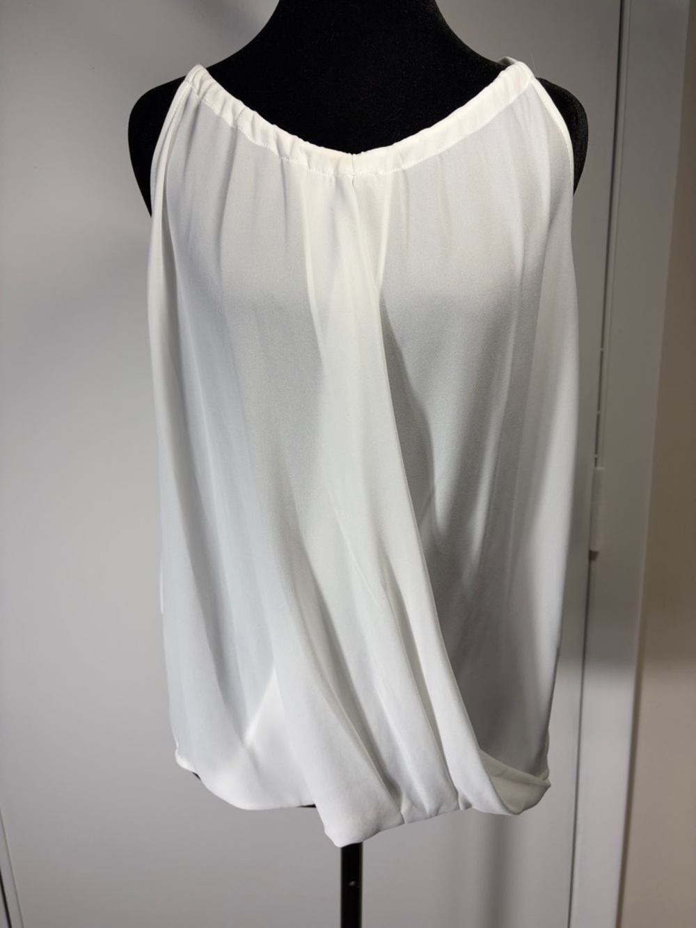 BCBG Max Azria Silky Blouse Small White Sleeveless Tie Back Flowy Top